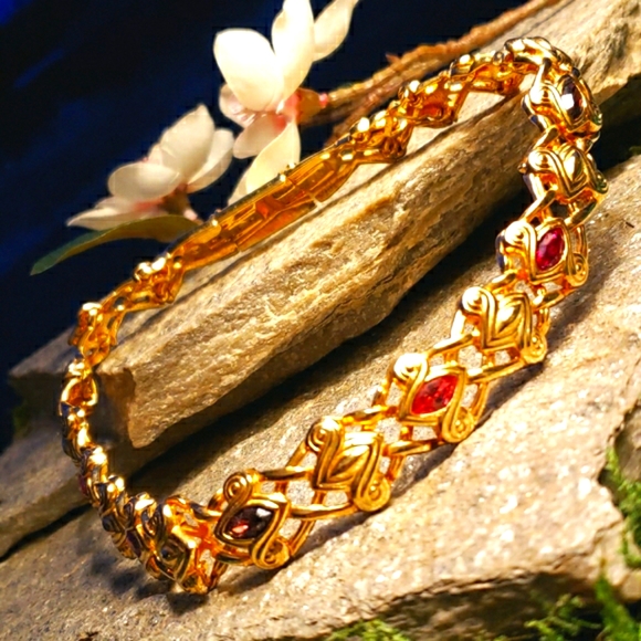 Vtg Swarovski Swan Pink Purple Crystal Necklace - Picture 3 of 16